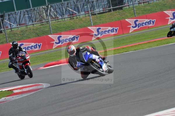 Motorcycle action photographs;Silverstone circuit;Silverstone photographs;Trackday digital images;event digital images;eventdigitalimages;no limits trackday;peter wileman photography;rockingham towcester northamptonshire;trackday;trackday photos