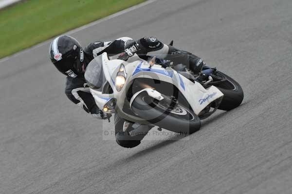 Motorcycle action photographs;Silverstone circuit;Silverstone photographs;Trackday digital images;event digital images;eventdigitalimages;no limits trackday;peter wileman photography;rockingham towcester northamptonshire;trackday;trackday photos
