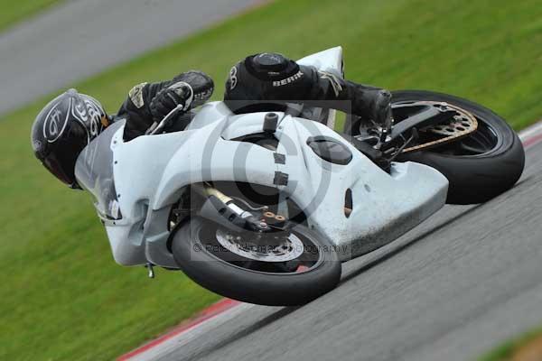 Motorcycle action photographs;Silverstone circuit;Silverstone photographs;Trackday digital images;event digital images;eventdigitalimages;no limits trackday;peter wileman photography;rockingham towcester northamptonshire;trackday;trackday photos