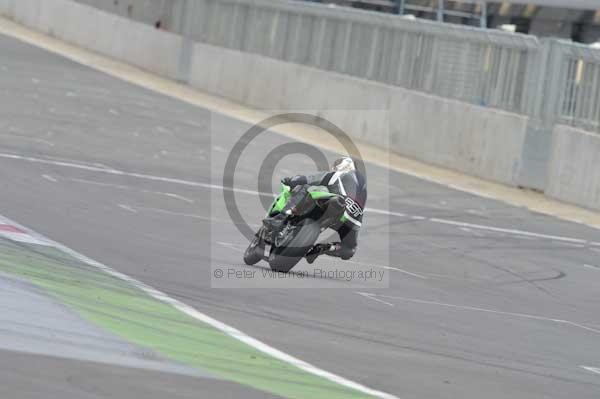 Motorcycle action photographs;Silverstone circuit;Silverstone photographs;Trackday digital images;event digital images;eventdigitalimages;no limits trackday;peter wileman photography;rockingham towcester northamptonshire;trackday;trackday photos