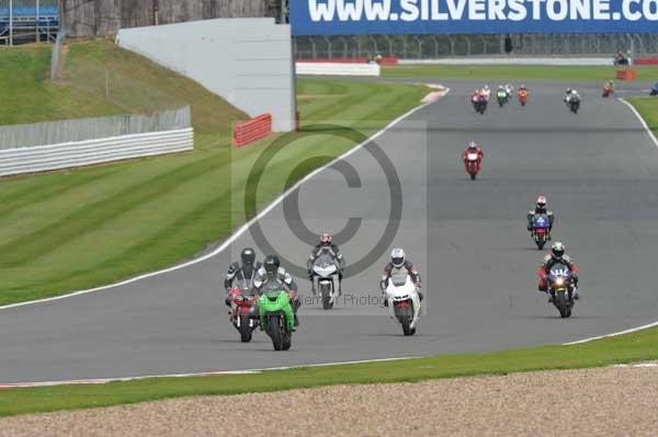 Motorcycle action photographs;Silverstone circuit;Silverstone photographs;Trackday digital images;event digital images;eventdigitalimages;no limits trackday;peter wileman photography;rockingham towcester northamptonshire;trackday;trackday photos