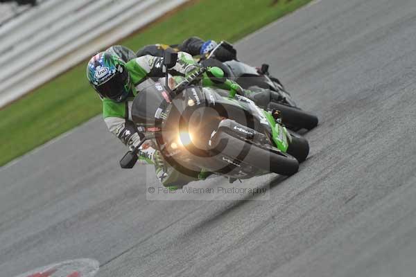 Motorcycle action photographs;Silverstone circuit;Silverstone photographs;Trackday digital images;event digital images;eventdigitalimages;no limits trackday;peter wileman photography;rockingham towcester northamptonshire;trackday;trackday photos