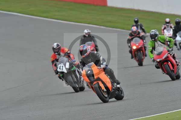 Motorcycle action photographs;Silverstone circuit;Silverstone photographs;Trackday digital images;event digital images;eventdigitalimages;no limits trackday;peter wileman photography;rockingham towcester northamptonshire;trackday;trackday photos