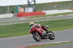 Motorcycle-action-photographs;Silverstone-circuit;Silverstone-photographs;Trackday-digital-images;event-digital-images;eventdigitalimages;no-limits-trackday;peter-wileman-photography;rockingham-towcester-northamptonshire;trackday;trackday-photos