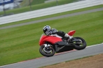 Motorcycle-action-photographs;Silverstone-circuit;Silverstone-photographs;Trackday-digital-images;event-digital-images;eventdigitalimages;no-limits-trackday;peter-wileman-photography;rockingham-towcester-northamptonshire;trackday;trackday-photos