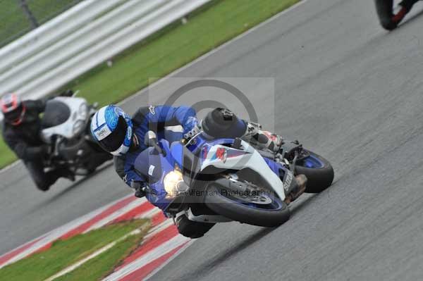 Motorcycle action photographs;Silverstone circuit;Silverstone photographs;Trackday digital images;event digital images;eventdigitalimages;no limits trackday;peter wileman photography;rockingham towcester northamptonshire;trackday;trackday photos