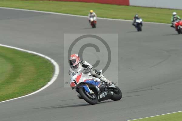 Motorcycle action photographs;Silverstone circuit;Silverstone photographs;Trackday digital images;event digital images;eventdigitalimages;no limits trackday;peter wileman photography;rockingham towcester northamptonshire;trackday;trackday photos