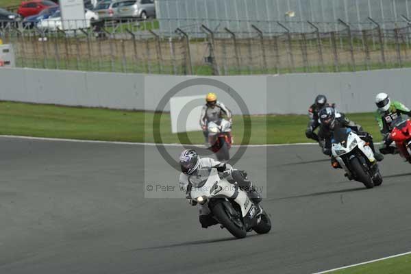 Motorcycle action photographs;Silverstone circuit;Silverstone photographs;Trackday digital images;event digital images;eventdigitalimages;no limits trackday;peter wileman photography;rockingham towcester northamptonshire;trackday;trackday photos