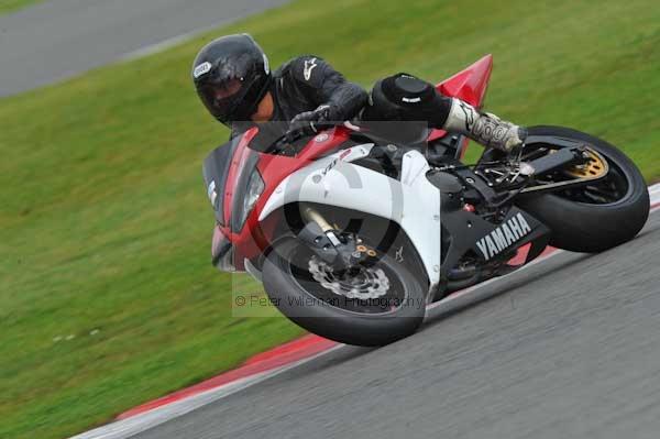 Motorcycle action photographs;Silverstone circuit;Silverstone photographs;Trackday digital images;event digital images;eventdigitalimages;no limits trackday;peter wileman photography;rockingham towcester northamptonshire;trackday;trackday photos