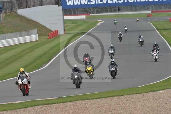 Motorcycle action photographs;Silverstone circuit;Silverstone photographs;Trackday digital images;event digital images;eventdigitalimages;no limits trackday;peter wileman photography;rockingham towcester northamptonshire;trackday;trackday photos