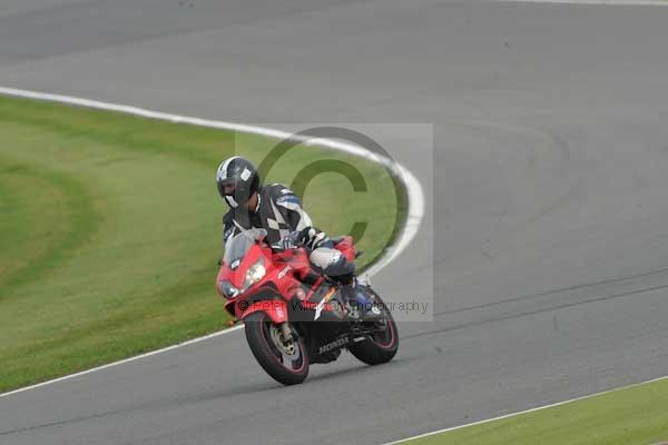 Motorcycle action photographs;Silverstone circuit;Silverstone photographs;Trackday digital images;event digital images;eventdigitalimages;no limits trackday;peter wileman photography;rockingham towcester northamptonshire;trackday;trackday photos