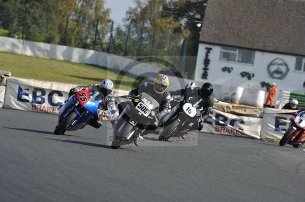 Mallory park Leicestershire;Mallory park photographs;Motorcycle action photographs;Trackday digital images;event digital images;eventdigitalimages;mallory park;no limits trackday;peter wileman photography;trackday;trackday photos