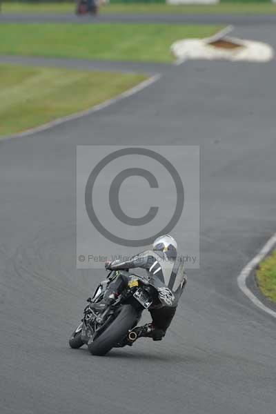 Mallory park Leicestershire;Mallory park photographs;Motorcycle action photographs;Trackday digital images;event digital images;eventdigitalimages;mallory park;no limits trackday;peter wileman photography;trackday;trackday photos