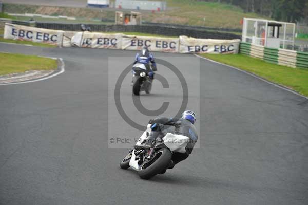 Mallory park Leicestershire;Mallory park photographs;Motorcycle action photographs;Trackday digital images;event digital images;eventdigitalimages;mallory park;no limits trackday;peter wileman photography;trackday;trackday photos