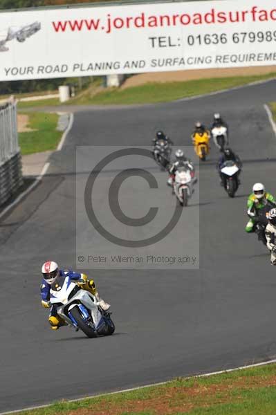 Mallory park Leicestershire;Mallory park photographs;Motorcycle action photographs;Trackday digital images;event digital images;eventdigitalimages;mallory park;no limits trackday;peter wileman photography;trackday;trackday photos