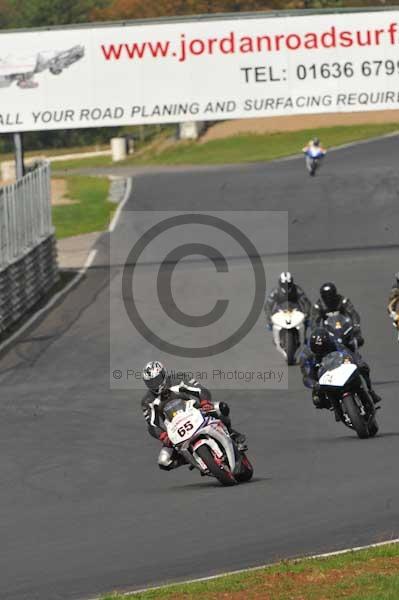 Mallory park Leicestershire;Mallory park photographs;Motorcycle action photographs;Trackday digital images;event digital images;eventdigitalimages;mallory park;no limits trackday;peter wileman photography;trackday;trackday photos