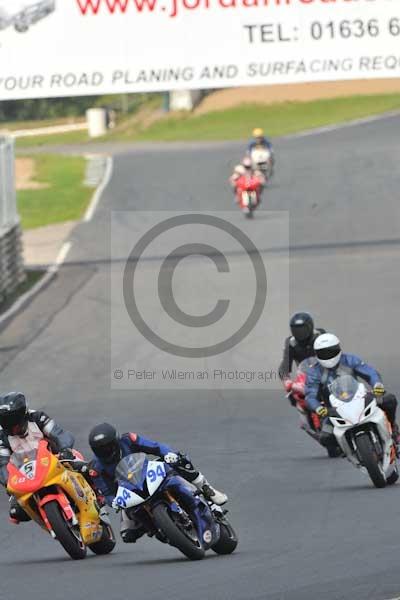 Mallory park Leicestershire;Mallory park photographs;Motorcycle action photographs;Trackday digital images;event digital images;eventdigitalimages;mallory park;no limits trackday;peter wileman photography;trackday;trackday photos