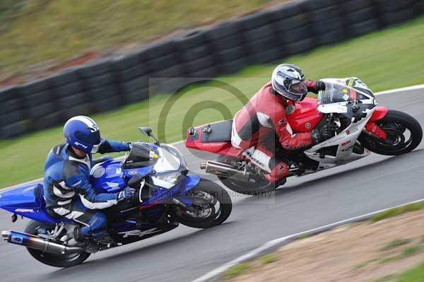 Mallory park Leicestershire;Mallory park photographs;Motorcycle action photographs;Trackday digital images;event digital images;eventdigitalimages;mallory park;no limits trackday;peter wileman photography;trackday;trackday photos