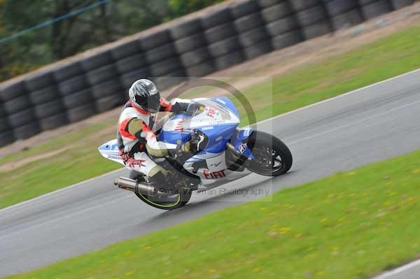Mallory park Leicestershire;Mallory park photographs;Motorcycle action photographs;Trackday digital images;event digital images;eventdigitalimages;mallory park;no limits trackday;peter wileman photography;trackday;trackday photos
