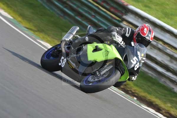 Mallory park Leicestershire;Mallory park photographs;Motorcycle action photographs;Trackday digital images;event digital images;eventdigitalimages;mallory park;no limits trackday;peter wileman photography;trackday;trackday photos