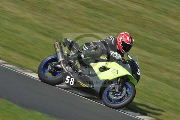 Mallory park Leicestershire;Mallory park photographs;Motorcycle action photographs;Trackday digital images;event digital images;eventdigitalimages;mallory park;no limits trackday;peter wileman photography;trackday;trackday photos
