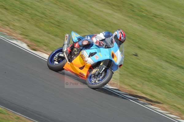 Mallory park Leicestershire;Mallory park photographs;Motorcycle action photographs;Trackday digital images;event digital images;eventdigitalimages;mallory park;no limits trackday;peter wileman photography;trackday;trackday photos