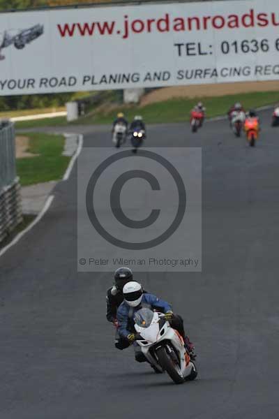 Mallory park Leicestershire;Mallory park photographs;Motorcycle action photographs;Trackday digital images;event digital images;eventdigitalimages;mallory park;no limits trackday;peter wileman photography;trackday;trackday photos