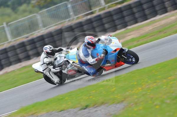 Mallory park Leicestershire;Mallory park photographs;Motorcycle action photographs;Trackday digital images;event digital images;eventdigitalimages;mallory park;no limits trackday;peter wileman photography;trackday;trackday photos