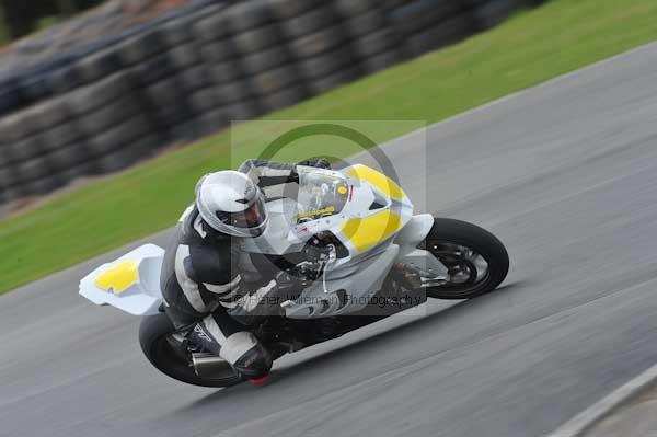 Mallory park Leicestershire;Mallory park photographs;Motorcycle action photographs;Trackday digital images;event digital images;eventdigitalimages;mallory park;no limits trackday;peter wileman photography;trackday;trackday photos