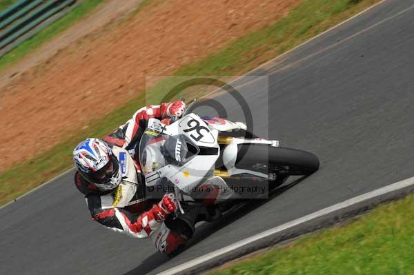 Mallory park Leicestershire;Mallory park photographs;Motorcycle action photographs;Trackday digital images;event digital images;eventdigitalimages;mallory park;no limits trackday;peter wileman photography;trackday;trackday photos