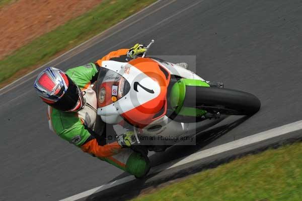 Mallory park Leicestershire;Mallory park photographs;Motorcycle action photographs;Trackday digital images;event digital images;eventdigitalimages;mallory park;no limits trackday;peter wileman photography;trackday;trackday photos