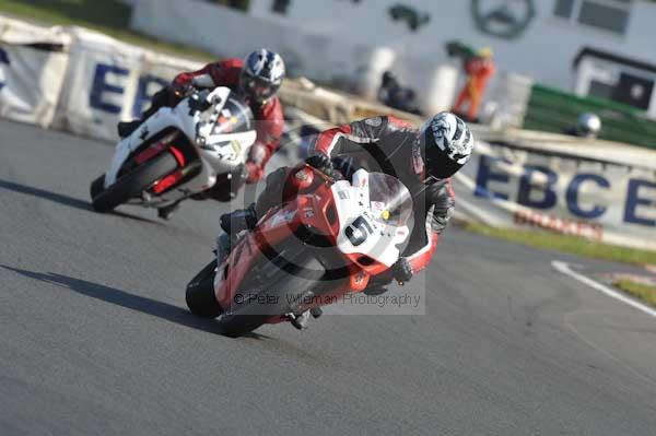 Mallory park Leicestershire;Mallory park photographs;Motorcycle action photographs;Trackday digital images;event digital images;eventdigitalimages;mallory park;no limits trackday;peter wileman photography;trackday;trackday photos