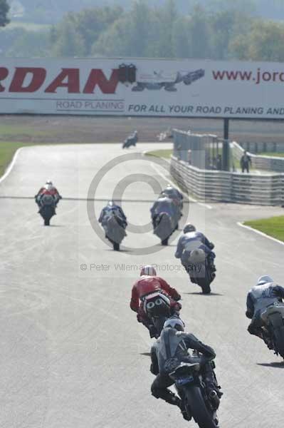 Mallory park Leicestershire;Mallory park photographs;Motorcycle action photographs;Trackday digital images;event digital images;eventdigitalimages;mallory park;no limits trackday;peter wileman photography;trackday;trackday photos