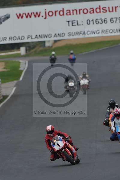 Mallory park Leicestershire;Mallory park photographs;Motorcycle action photographs;Trackday digital images;event digital images;eventdigitalimages;mallory park;no limits trackday;peter wileman photography;trackday;trackday photos