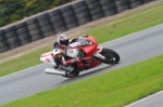 Mallory-park-Leicestershire;Mallory-park-photographs;Motorcycle-action-photographs;Trackday-digital-images;event-digital-images;eventdigitalimages;mallory-park;no-limits-trackday;peter-wileman-photography;trackday;trackday-photos