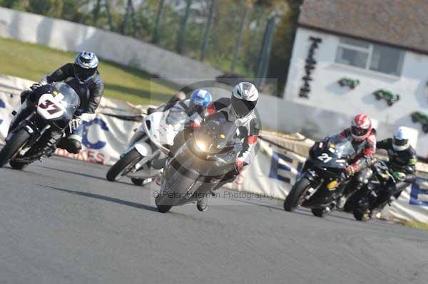 Mallory park Leicestershire;Mallory park photographs;Motorcycle action photographs;Trackday digital images;event digital images;eventdigitalimages;mallory park;no limits trackday;peter wileman photography;trackday;trackday photos