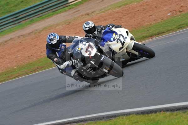 Mallory park Leicestershire;Mallory park photographs;Motorcycle action photographs;Trackday digital images;event digital images;eventdigitalimages;mallory park;no limits trackday;peter wileman photography;trackday;trackday photos
