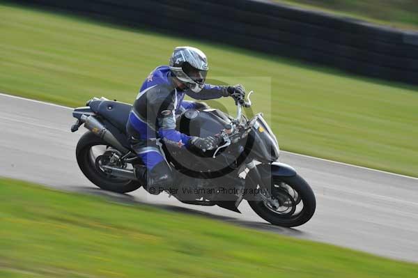 Mallory park Leicestershire;Mallory park photographs;Motorcycle action photographs;Trackday digital images;event digital images;eventdigitalimages;mallory park;no limits trackday;peter wileman photography;trackday;trackday photos