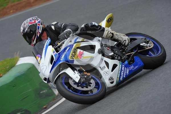Mallory park Leicestershire;Mallory park photographs;Motorcycle action photographs;Trackday digital images;event digital images;eventdigitalimages;mallory park;no limits trackday;peter wileman photography;trackday;trackday photos