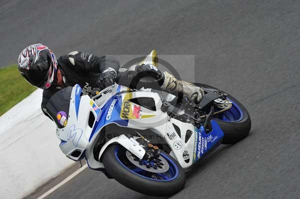 Mallory park Leicestershire;Mallory park photographs;Motorcycle action photographs;Trackday digital images;event digital images;eventdigitalimages;mallory park;no limits trackday;peter wileman photography;trackday;trackday photos