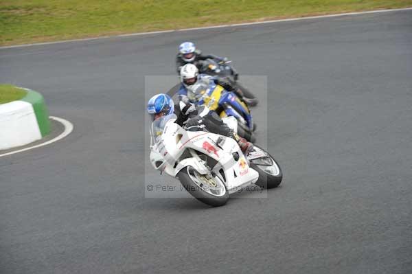Mallory park Leicestershire;Mallory park photographs;Motorcycle action photographs;Trackday digital images;event digital images;eventdigitalimages;mallory park;no limits trackday;peter wileman photography;trackday;trackday photos