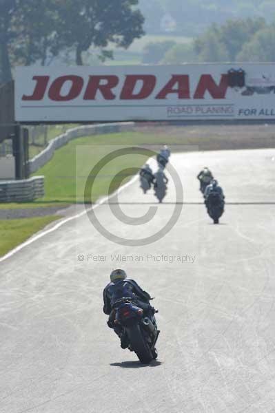 Mallory park Leicestershire;Mallory park photographs;Motorcycle action photographs;Trackday digital images;event digital images;eventdigitalimages;mallory park;no limits trackday;peter wileman photography;trackday;trackday photos