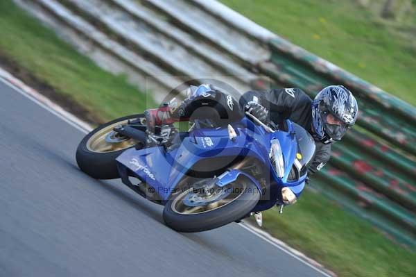 Mallory park Leicestershire;Mallory park photographs;Motorcycle action photographs;Trackday digital images;event digital images;eventdigitalimages;mallory park;no limits trackday;peter wileman photography;trackday;trackday photos