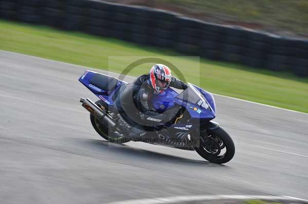 Mallory park Leicestershire;Mallory park photographs;Motorcycle action photographs;Trackday digital images;event digital images;eventdigitalimages;mallory park;no limits trackday;peter wileman photography;trackday;trackday photos