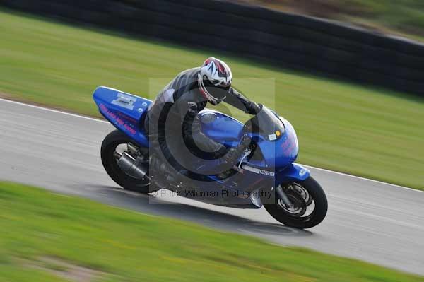 Mallory park Leicestershire;Mallory park photographs;Motorcycle action photographs;Trackday digital images;event digital images;eventdigitalimages;mallory park;no limits trackday;peter wileman photography;trackday;trackday photos