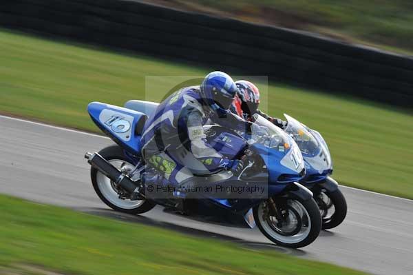 Mallory park Leicestershire;Mallory park photographs;Motorcycle action photographs;Trackday digital images;event digital images;eventdigitalimages;mallory park;no limits trackday;peter wileman photography;trackday;trackday photos