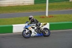 Mallory-park-Leicestershire;Mallory-park-photographs;Motorcycle-action-photographs;Trackday-digital-images;event-digital-images;eventdigitalimages;mallory-park;no-limits-trackday;peter-wileman-photography;trackday;trackday-photos