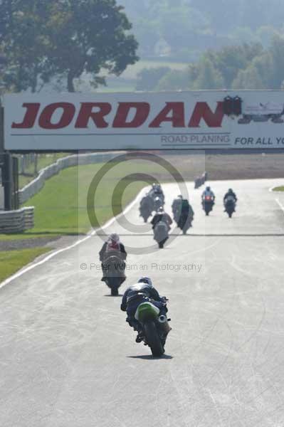 Mallory park Leicestershire;Mallory park photographs;Motorcycle action photographs;Trackday digital images;event digital images;eventdigitalimages;mallory park;no limits trackday;peter wileman photography;trackday;trackday photos