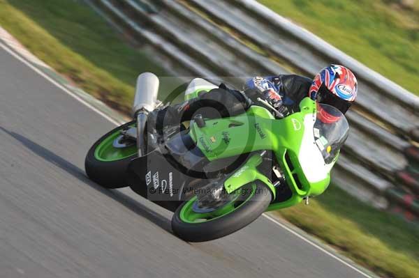Mallory park Leicestershire;Mallory park photographs;Motorcycle action photographs;Trackday digital images;event digital images;eventdigitalimages;mallory park;no limits trackday;peter wileman photography;trackday;trackday photos