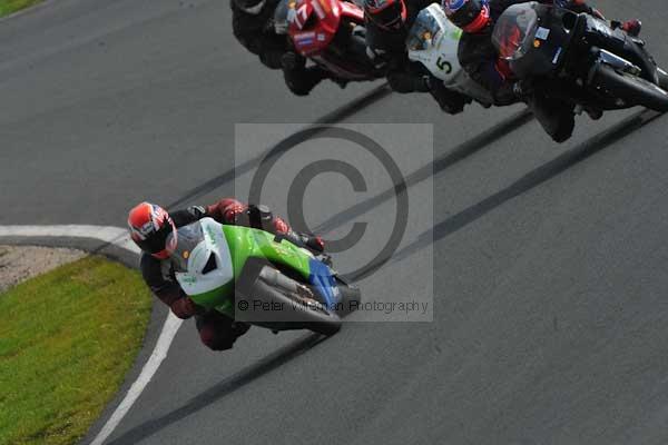 Mallory park Leicestershire;Mallory park photographs;Motorcycle action photographs;Trackday digital images;event digital images;eventdigitalimages;mallory park;no limits trackday;peter wileman photography;trackday;trackday photos